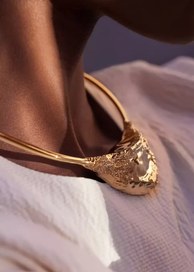 Collana Eroz Edition in oro 24 carati dorato Collana Eroz Edition in oro 24 carati dorato