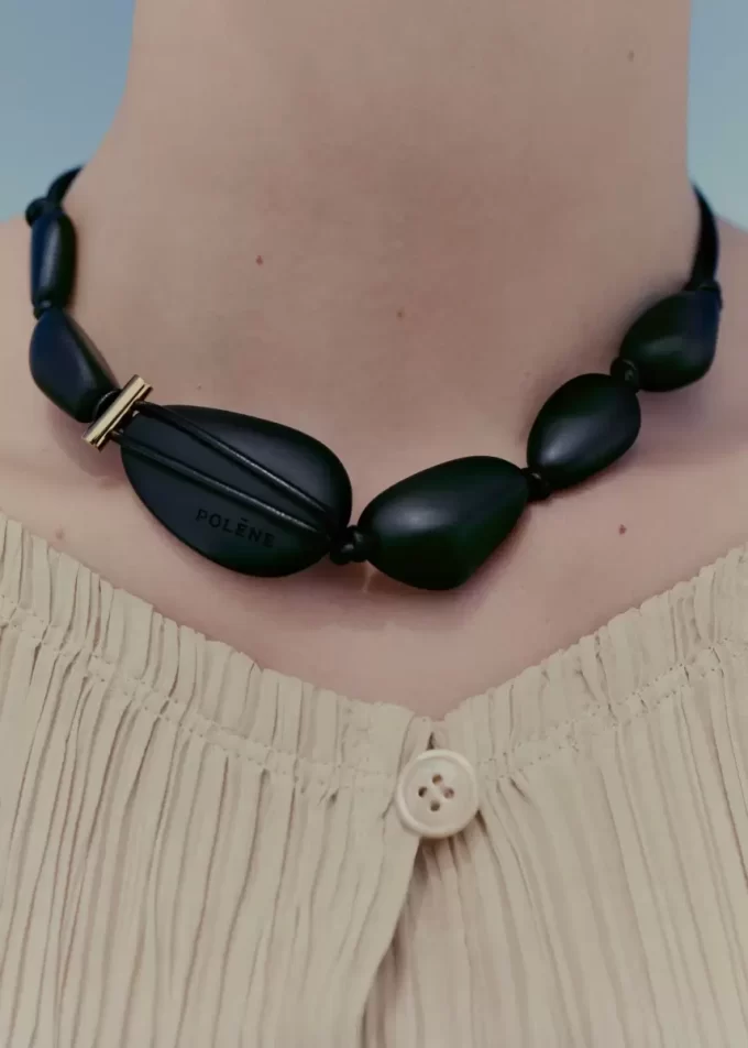 Collana Téré Edizione Marmo Nero Collana Téré Edizione Marmo Nero