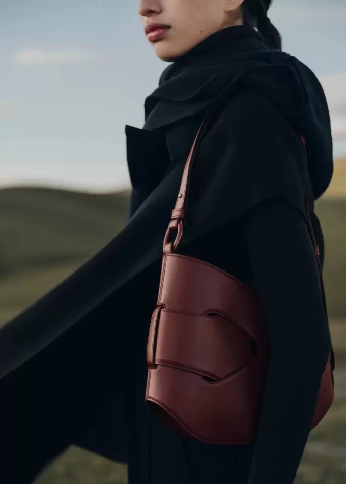 Nodde Hobo Edition Smooth Black Cherry